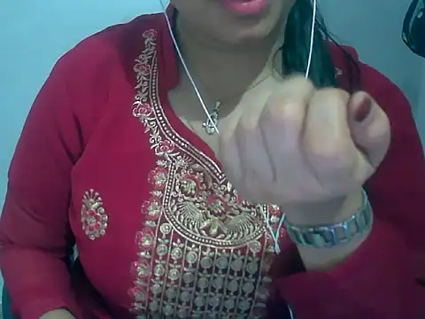 Cute Aliyaa online show from March 13, 11:11 am