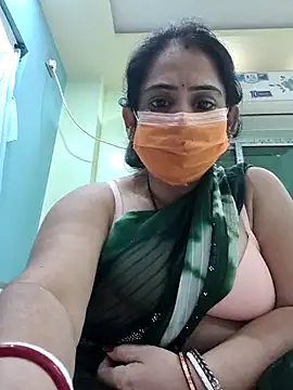 diyam4002 online show from February 14, 6:21 pm