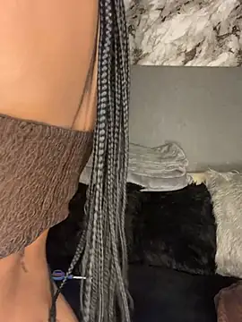 Hot Mess18 online show from June 12, 9:01 pm