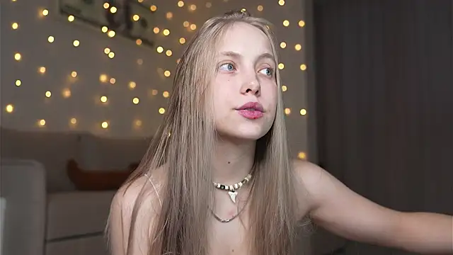 Appr0ved  online show from February 17, 3:33 pm