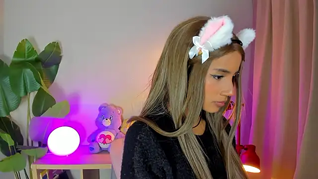 Lia flor online show from February 12, 3:52 am