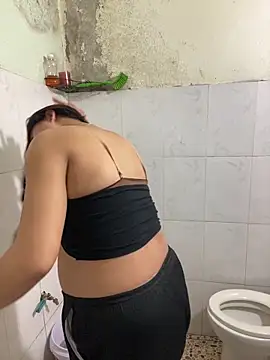 Emxinhka1 online show from March 30, 9:20 am