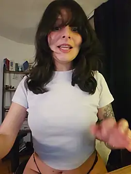 RoxanneRiddle69 online show from June 6, 11:55 pm