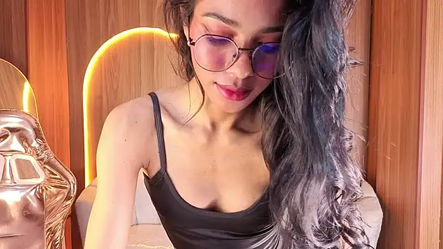 Alina b  online show from February 19, 9:35 pm