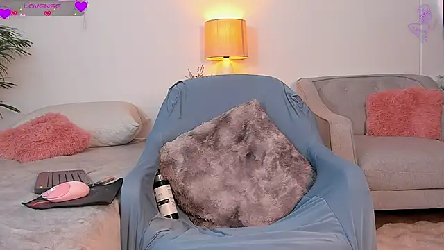 Susann love online show from March 21, 9:20 pm