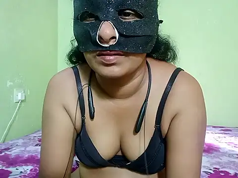 ShaniNsula2026 online show from March 31, 3:17 am