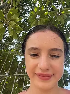 MiaTee online show from March 21, 3:44 am