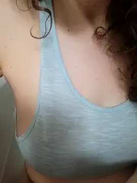 Isa363636 online show from February 6, 9:12 am