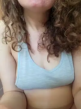 Isa363636 online show from April 15, 12:39 pm