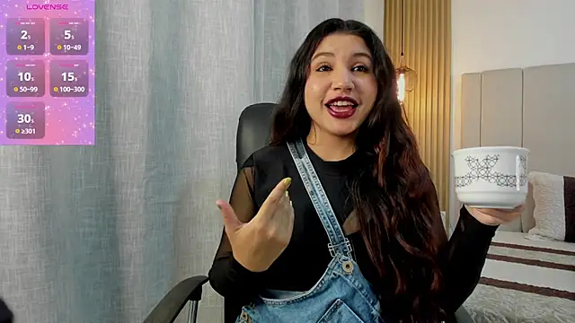 Victoria Rosee online show from April 11, 12:53 pm