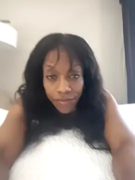 NatalieGainer goodies online show from April 5, 3:33 pm