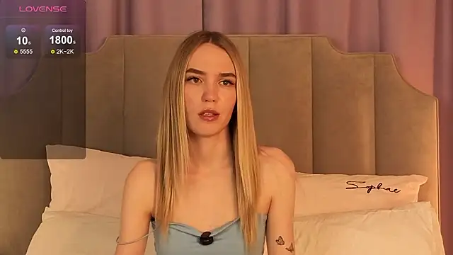 NikkiRyx online show from February 6, 6:22 pm