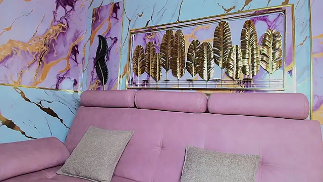 Valeriabigass online show from February 18, 8:30 pm