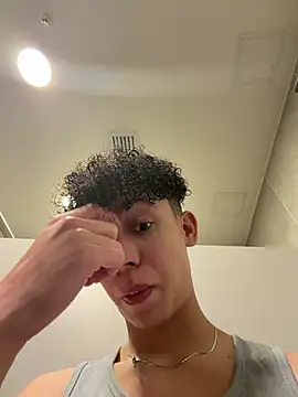 yoursexyjose online show from July 19, 7:38 pm