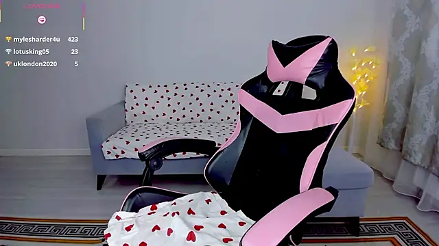 mayameilin online show from February 24, 1:43 pm