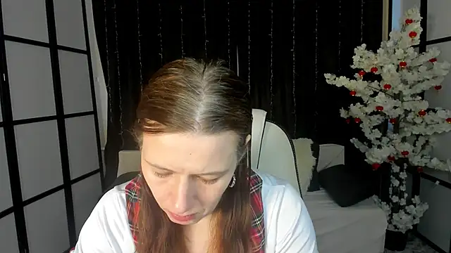 Kathrine Meyer online show from April 21, 1:53 am