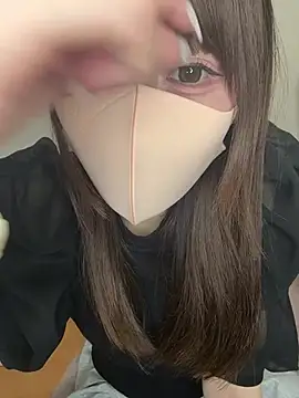 momo mm online show from June 7, 10:55 am