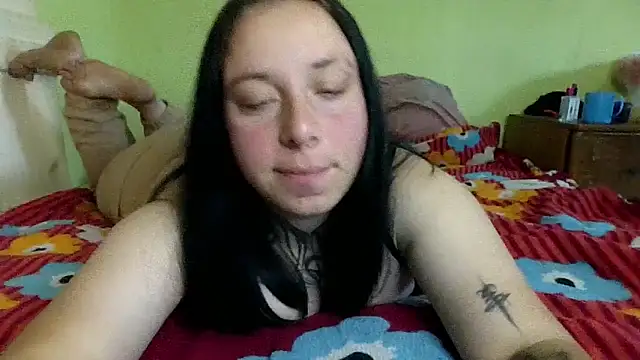 MillaSourety online show from June 3, 2:33 pm