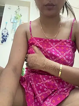 kavyababy00 online show from April 26, 12:47 pm