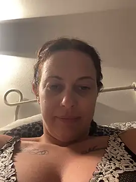 SophieSchmidt online show from April 20, 6:44 pm