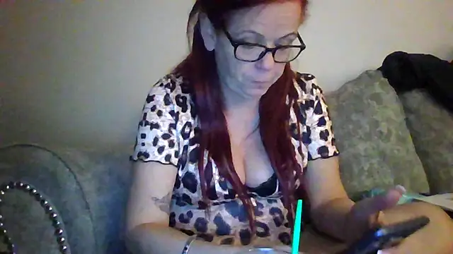 Forbidden-Irish-x online show from February 16, 9:14 pm