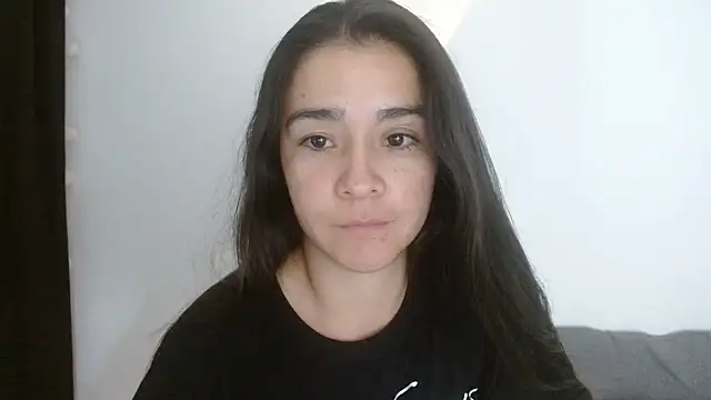 sensualstryp online show from May 20, 2:41 am