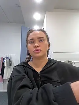 MonicaWestt online show from February 15, 6:49 am