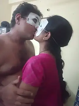 pinkbox online show from March 10, 5:28 pm