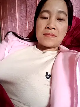 -Lysa- online show from February 3, 5:49 am