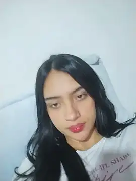 cynliu online show from June 8, 12:17 am