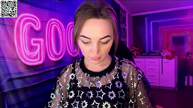 Vellora  online show from March 17, 8:02 pm