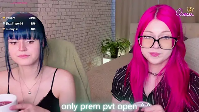 michelewild online show from April 9, 1:38 pm