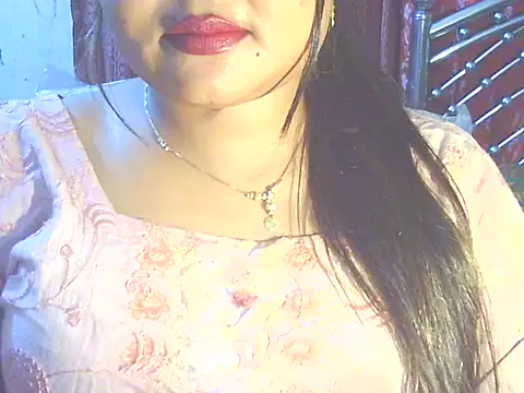 Nusrat Faria online show from March 13, 7:48 pm