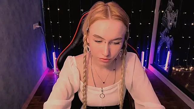 crybambi online show from March 19, 10:30 am