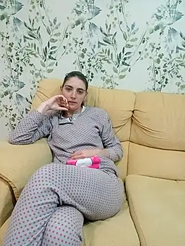 laparejaideal08 online show from March 26, 7:15 pm