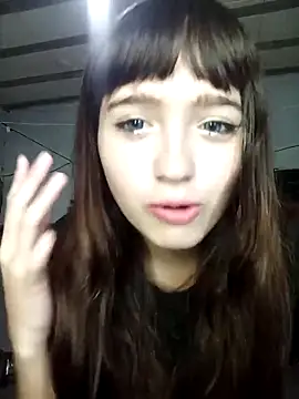 dieciochoyundia online show from March 29, 4:22 am