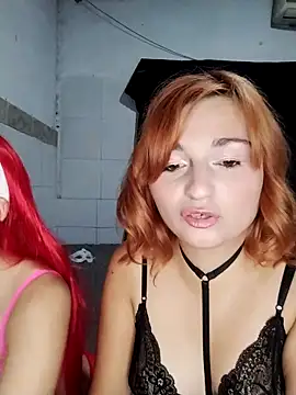 dieciochoyundia online show from April 15, 1:06 am