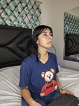 EmmaWilliamss4 online show from January 31, 10:19 pm