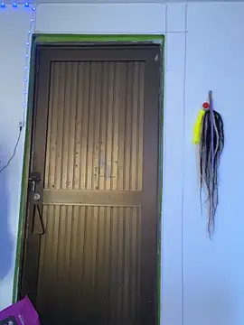 suky pou online show from February 20, 3:24 pm