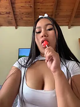 Lyra-Camdy online show from February 11, 7:37 pm