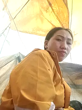 hot-luna- online show from March 22, 8:42 am