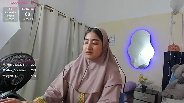 SamiraAwada online show from April 6, 7:15 pm