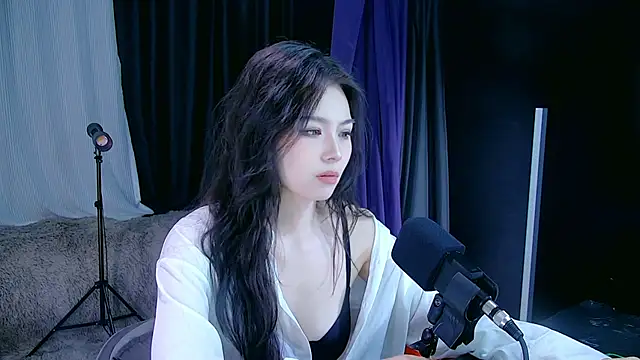 yoyo-o88 online show from March 5, 1:18 pm