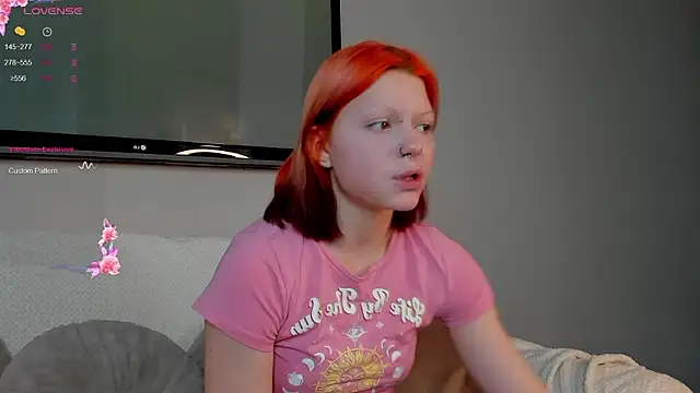 Leah Castro online show from February 4, 3:20 am