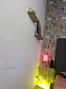 whitney brown  online show from April 11, 1:37 pm