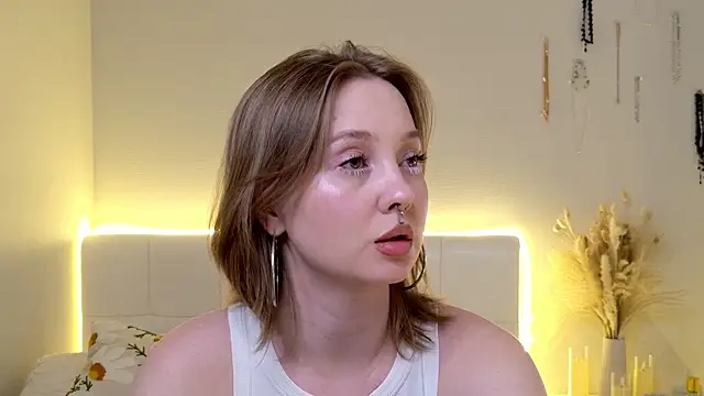 CandiceKingzzz online show from February 11, 3:46 pm