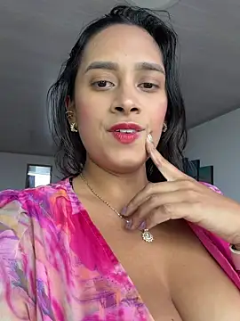 LunaHeat online show from March 28, 9:03 pm