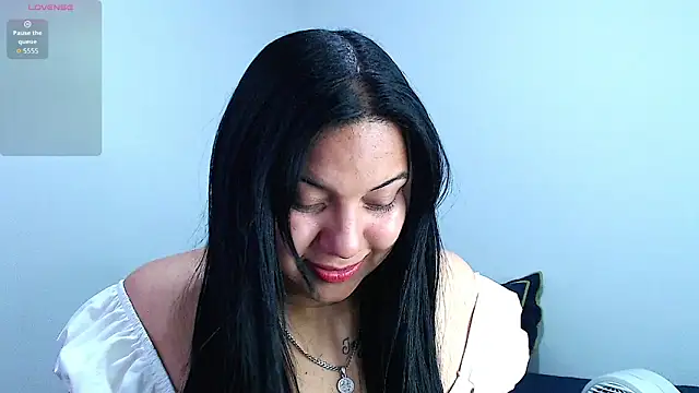 emily-rousee- online show from March 20, 3:33 am