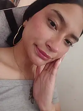 valentina ks online show from April 3, 8:40 pm