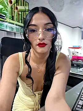 Jade connor online show from April 17, 9:50 pm